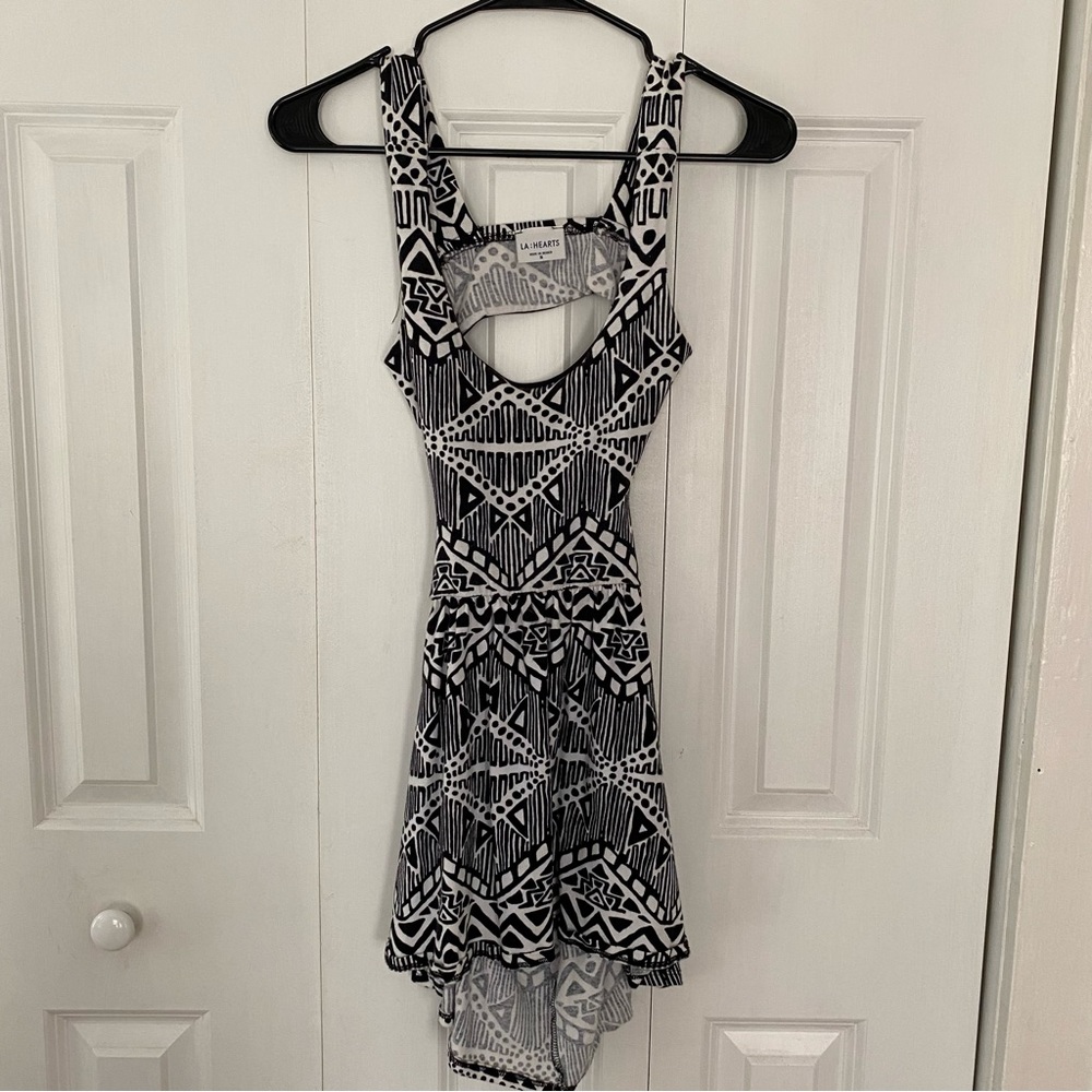 🖤 LA Hearts | Open Back Skater Dress in black & white - Sz S